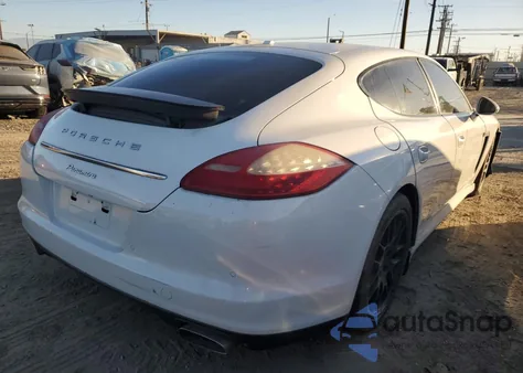 2012 Porsche Panamera 4 z USA, uszkodzony, nr VIN WP0AA2A70CL013973